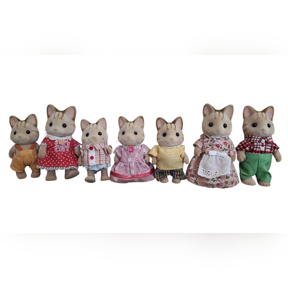 Sandy Cat Family - Calico Critters
